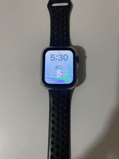 Apple Watch SE 44 mm, casi nuevo