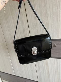（分類：）位於 。 由 wearevtg852 提交（商品編號 1356500738，圖片 1）。簡介： 。