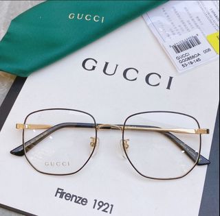 (Category: ) located in . Submitted by fashion.shoppp (Listing ID 1356501167, Image 1). Description: .