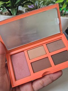 Clinique Limited Edition Eye & Cheek Palette