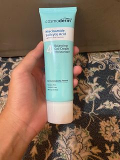 (Category: ) located in . Submitted by prelovedbylillyyy (Listing ID 1356466112, Image 1). Description: .