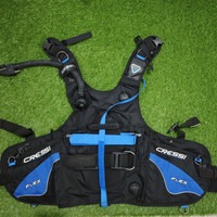 (Kategori: ) berada di . Dikirim oleh streetssports (ID iklan 1356498283, Gambar 1). Deskripsi: .