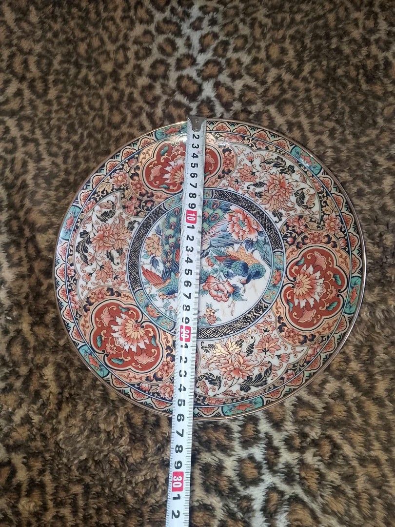 Japanese decor plates (Category: Dinnerware & Cutlery) located in Caloocan City. Submitted by prelovebyoreo (Listing ID 1356621715, Image 1). Description: japanese decor plates 850 each location: north caloocan mop: cash/ gcash/ gotyme delivery: lalamove/ gogo express/J&T note: shipping fee care of the buyer.