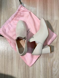 (Category: ) located in . Submitted by basket.of.clothes (Listing ID 1356520663, Image 1). Description: .
