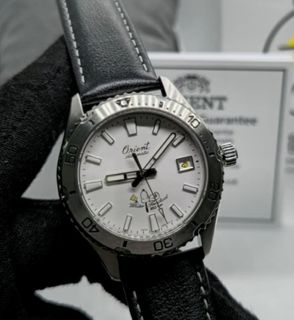 (Category: ) located in . Submitted by notorious_watches (Listing ID 1356599733, Image 1). Description: .