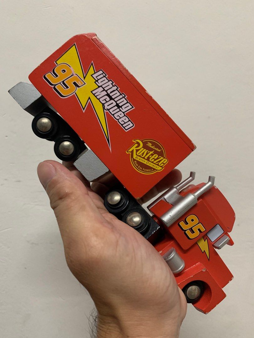 mchauler wood truck (Category: Vehicle & Diecast Models) located in Manila. Submitted by reccario1603354 (Listing ID 1356564337, Image 3). Description: mchauler wood truck loose minor paint chips.