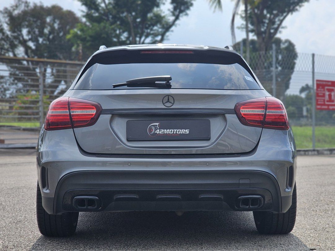 梅赛德斯-奔驰 AMG GLA 系列 GLA 180 AMGLINE PREMIUM PLUS 夜色版 自动挡62872685153537111