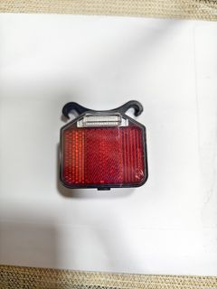 （分類：）位於 。 由 coo3iiiit 提交（商品編號 1356437036，圖片 1）。簡介： 。