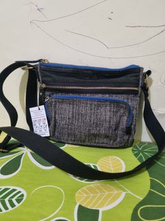 (Kategori: ) berada di . Dikirim oleh afridayune05 (ID iklan 1356471836, Gambar 1). Deskripsi: .