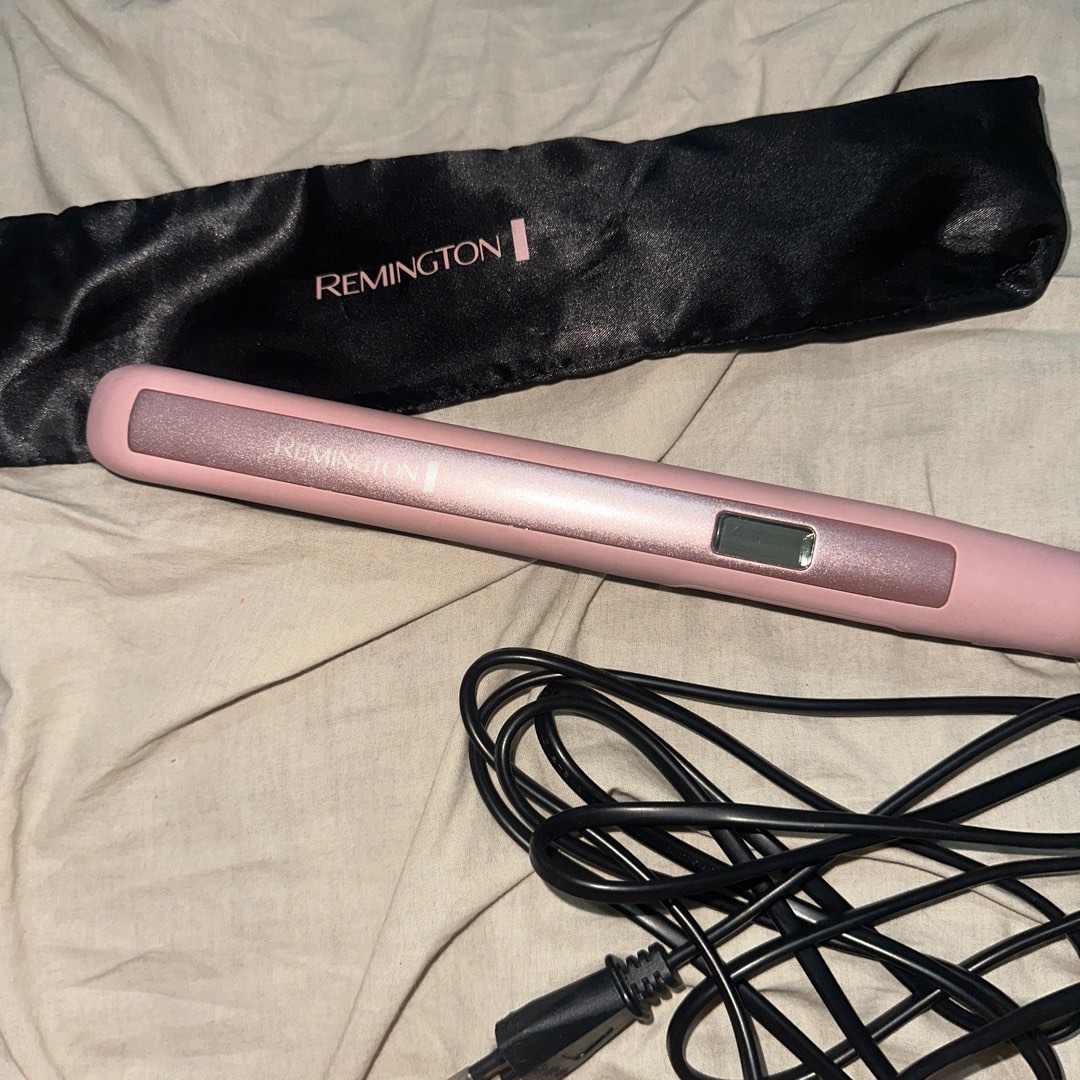 Serene Remington Coconut Smooth Straightener Landscape Illustration