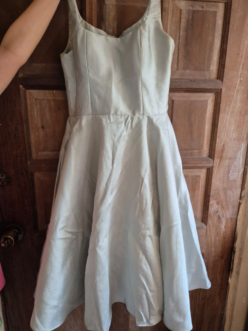 SILVER COCKTAIL DRESS (Category: Evening dresses & gowns) located in Iloilo. Submitted by hellowanderer (Listing ID 1356447285, Image 2). Description: .