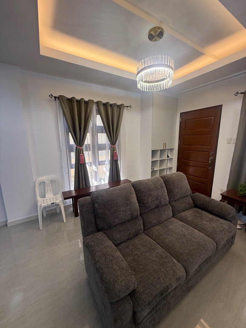 SOUTH FORBES VILLAS (Category: House & Lot) located in Makati City. Submitted by annaleelim (Listing ID 1356489771, Image 2). Description: ✅FOR SALE ✅BNEW HOUSE & LOT ✅SOUTH FORBES VILLAS -NEW IN THE MARKET BRAND NEW FURNISHED 157 SQM LOT AREA 168 SQM FLOOR AREA 4 BEDROOMS WITH ATTIC WITH MAIDS ROOM 1 CAR GARAGE FURNISHED MASTER BEDROOM WITH AIRCON & WATER HEATER CLEAN TITLE UPDATED TAXES & DUES ASKING PRICE: 19M SLIGHTLY NEGO DIRECT TO OWNER .