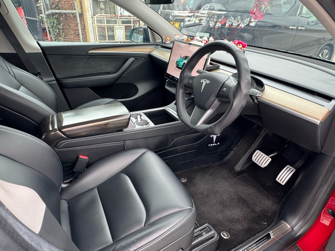 Tesla Model Y Performance AWD Auto62863174574466113