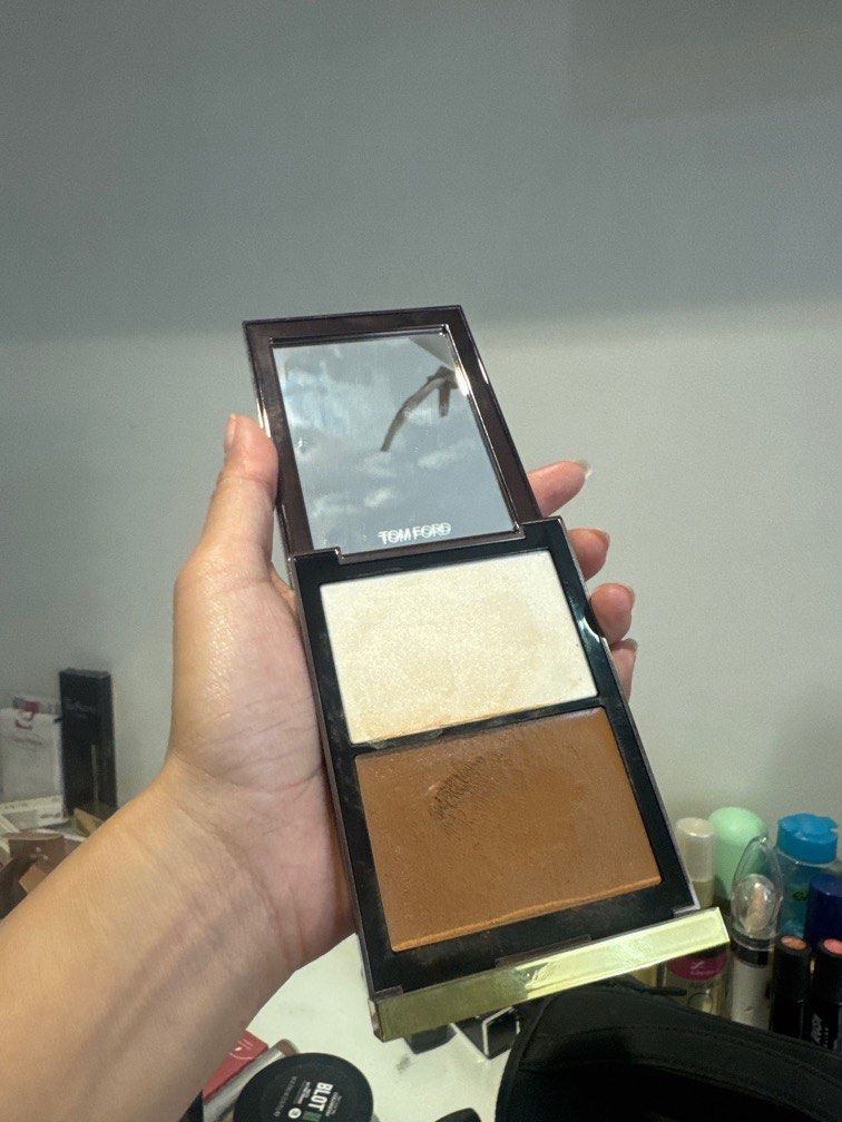 Tom ford bronzer shade and illuminate (Category: Makeup) located in Quezon City. Submitted by destashingmycloset (Listing ID 1356554154, Image 1). Description: .
