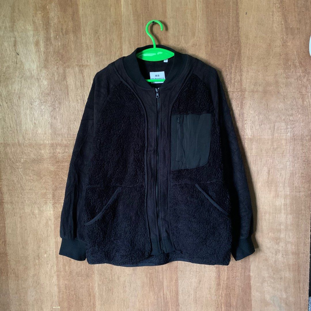 White Mountaineering Fleece Oversized Long-Sleeve Jacket (Category: Coats, Jackets and Outerwear) located in Lucena. Submitted by julialang (Listing ID 1356433206, Image 1). Description: White Mountaineering Fleece Oversized Long-Sleeve Jacket Size : Medium Color : Black Flaw : none Laid Flat Measurement Width: 22’ Length: 26’ Sleeves: 27’ Fabric details Body: Woven: 100% Polyester Rib: 96% Polyester, 4% Spandex - Relaxed cut matches the collabor