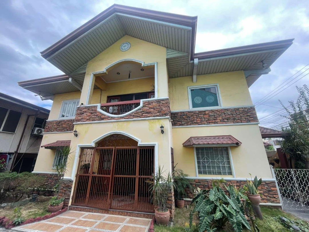 (Category: ) located in . Submitted by remax.portfolio (Listing ID 1356664593, Image 1). Description: .
