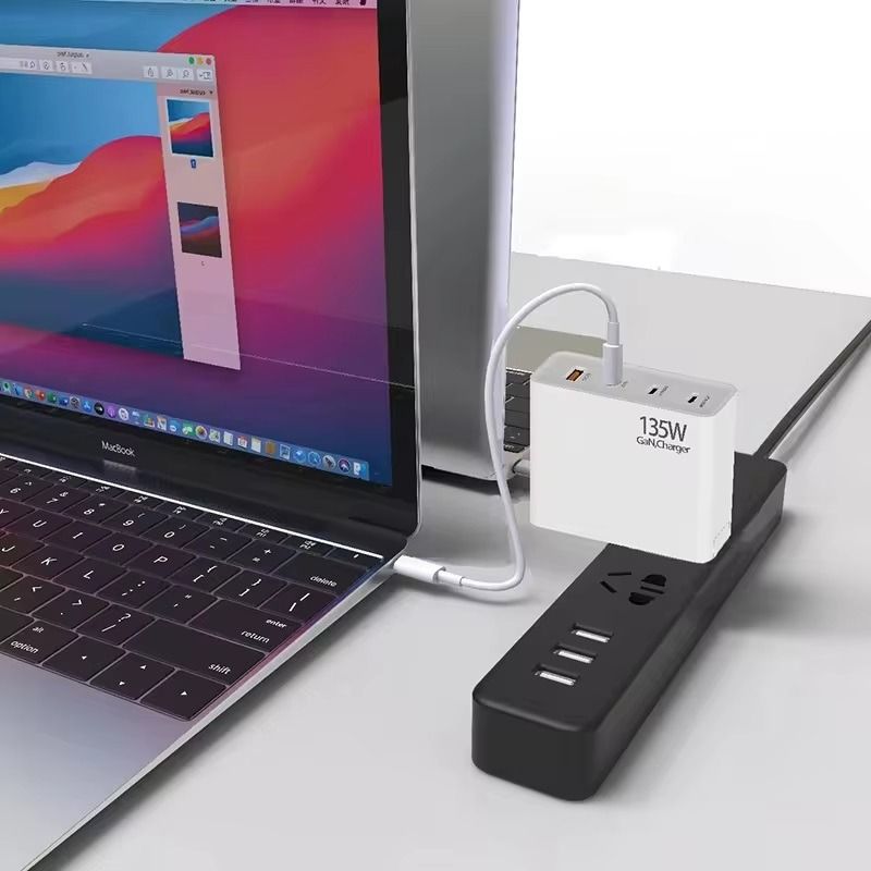 強大的 135W USB C 充電器，緊湊型 4 埠 USB 轉接器插座，PPS PD 快速充電器 USB C 電源 gfyckp ...