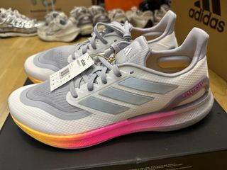 （分類：）位於 。 由 aonniebs 提交（商品編號 1356767814，圖片 1）。簡介： 。