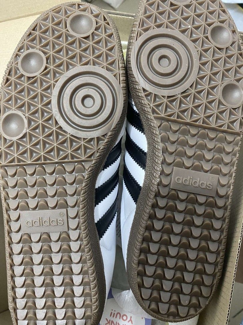 ADIDAS SAMBA OG (Category: Sneakers) located in Manila. Submitted by dprbea (Listing ID 1356732272, Image 2). Description: RFS: Too large and bought wrong size - BOUGHT FROM PASABUY LAST MAY 2024 IN KOREA (check pic for receipt) SIZE: US 8/UK 7.5/260mm MOP: Gcash / Maya can do meet up or delivery (buyer should shoulder the fees).
