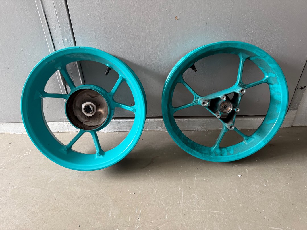 AEROX V2 STANDARD RIMS, Motorcycles, Motorcycle Accessories on Carousell