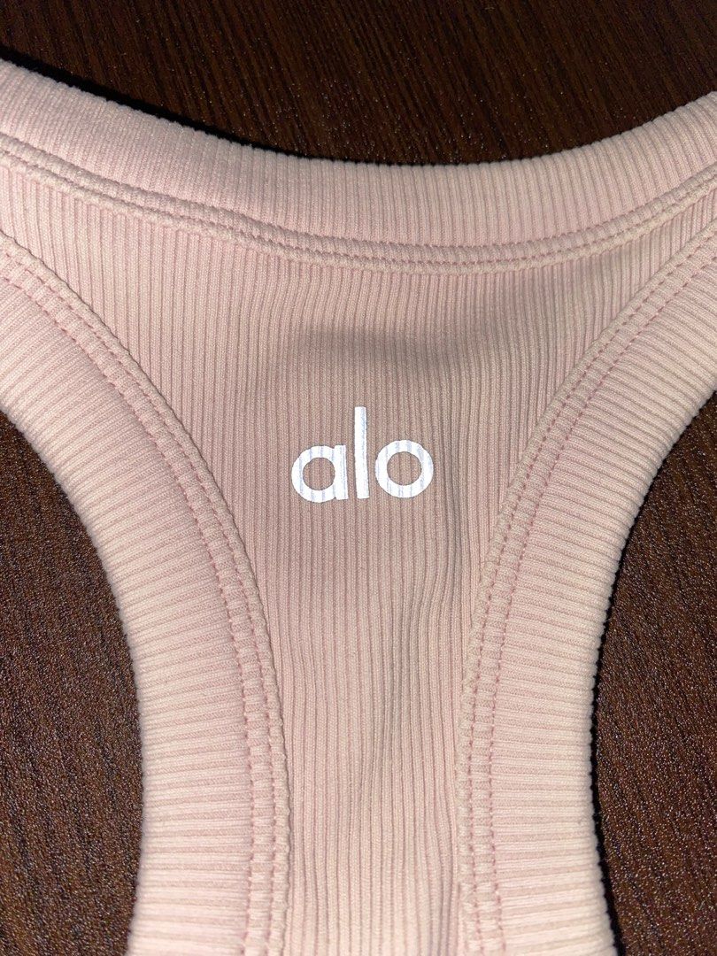 Alo Yoga Support Rib-Knit Tank In Light Pink (XS) (Category: Activewear) located in San Pedro. Submitted by gumamelagal (Listing ID 1356746877, Image 3). Description: 🩷 retails for 3,400 + international shipping 🩷 barely used mop: gcash, bdo mod: j&t, lalamove.