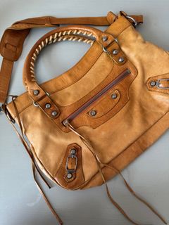 (Kategori: ) berada di . Dikirim oleh hoarderluxe (ID iklan 1356647286, Gambar 1). Deskripsi: .