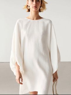 (Category: ) located in . Submitted by shopaholic-anonymous (Listing ID 1356725879, Image 1). Description: .