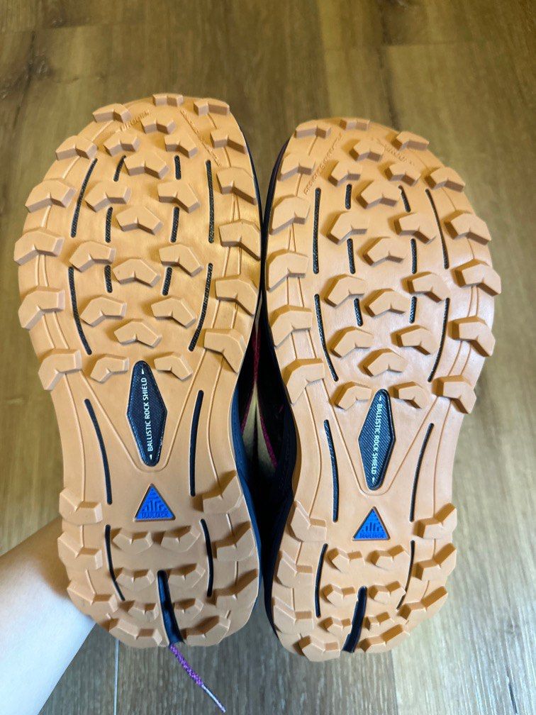 Brooks （分類：運動服裝）位於 Hong Kong。 由 www_c 提交（商品編號 1356706709，圖片 3）。簡介： A brand new with box brooks hiking shoes For mountain trail 。