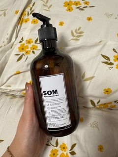 （分類：）位於 。 由 madeleineyee 提交（商品編號 1356779133，圖片 1）。簡介： 。