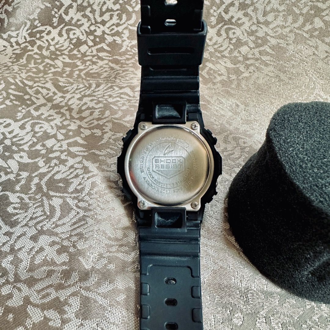 Casio G-Shock 3229 DW5600E Watch (Category: Men's Watches) located in Cebu City. Submitted by xoxohak531239 (Listing ID 1356652888, Image 3). Description: Casio G-Shock 3229 DW5600E For both Men & Women Condition: Almost New With watch box/case as seen on picture With D&G Collection paper bag. We ship NATIONWIDE. Legit. Original. Imported from the USA. Authentic. Specs: Case size (L× W× H) 48.9 × 42.8 × 13.4 mm Weight 52 g Case and bezel material