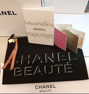 Chanel 特大黑色LOGO化妝袋+吊飾香水Set64239408969986110