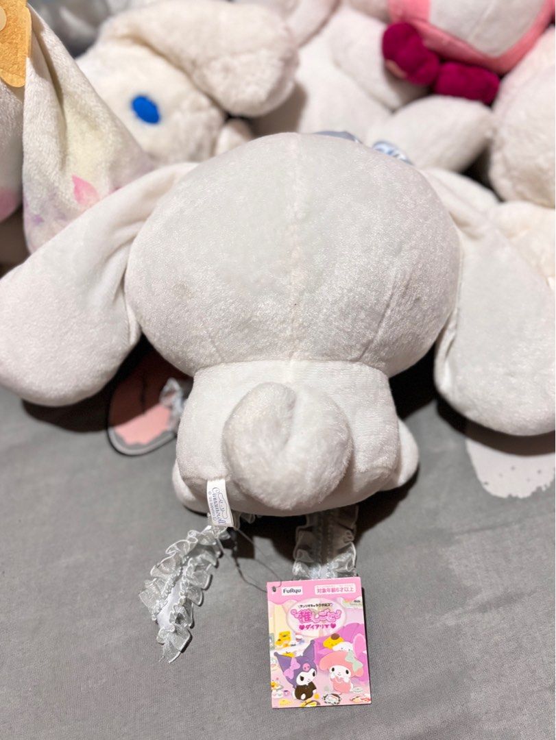 Cinnamoroll Oshigoto Diary Hugging Ribbon Plush (Category: Plushies & Soft Toys) located in Batangas. Submitted by nicavely (Listing ID 1355226466, Image 2). Description: on hand 10/10 condi negotiable if payo.