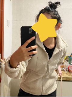 (Category: ) located in . Submitted by ichigo.strawberrymilkshake (Listing ID 1356766864, Image 1). Description: .