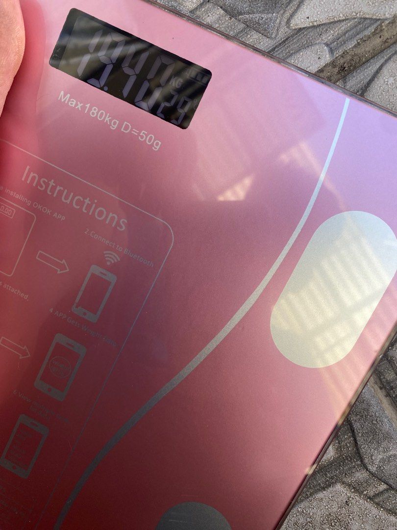 Digital /Electronic Weighing Scale-Pink | Max. 180 kg. (Category: Health Monitors & Weighing Scales) located in San Jose del Monte. Submitted by gigjhoe (Listing ID 1356637366, Image 2). Description: 10.2 x 10.2” Battery Operated.