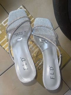 (Kategori: ) berada di . Dikirim oleh stuffcheapofficial (ID iklan 1356656676, Gambar 1). Deskripsi: .