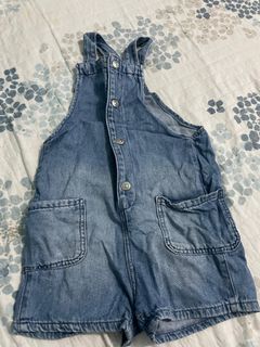 (Category: ) located in . Submitted by suri.newpreloved (Listing ID 1356641305, Image 1). Description: .