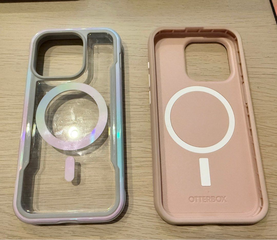Iphone 15 Pro bundle casing (Category: Cases & Sleeves) located in Manila. Submitted by pretzsells (Listing ID 1356639308, Image 1). Description: Decluttering! Get 2 for Php 1,000 Guaranteed orig.