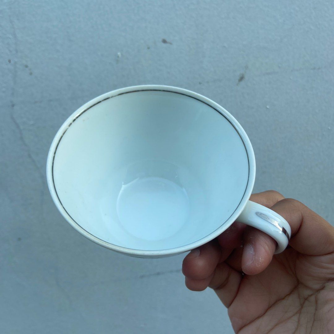 Japan Surplus Noritake Silver Queen China Teacup (Category: Coffee & Tea Tableware) located in Taguig. Submitted by nessyyy (Listing ID 1356714165, Image 3). Description: Japan Surplus -have 2 of this -280 for one, can get 2pcs for 500 Mode of Delivery: Lalamove or Jnt only Mode of Payment: Gcash only.