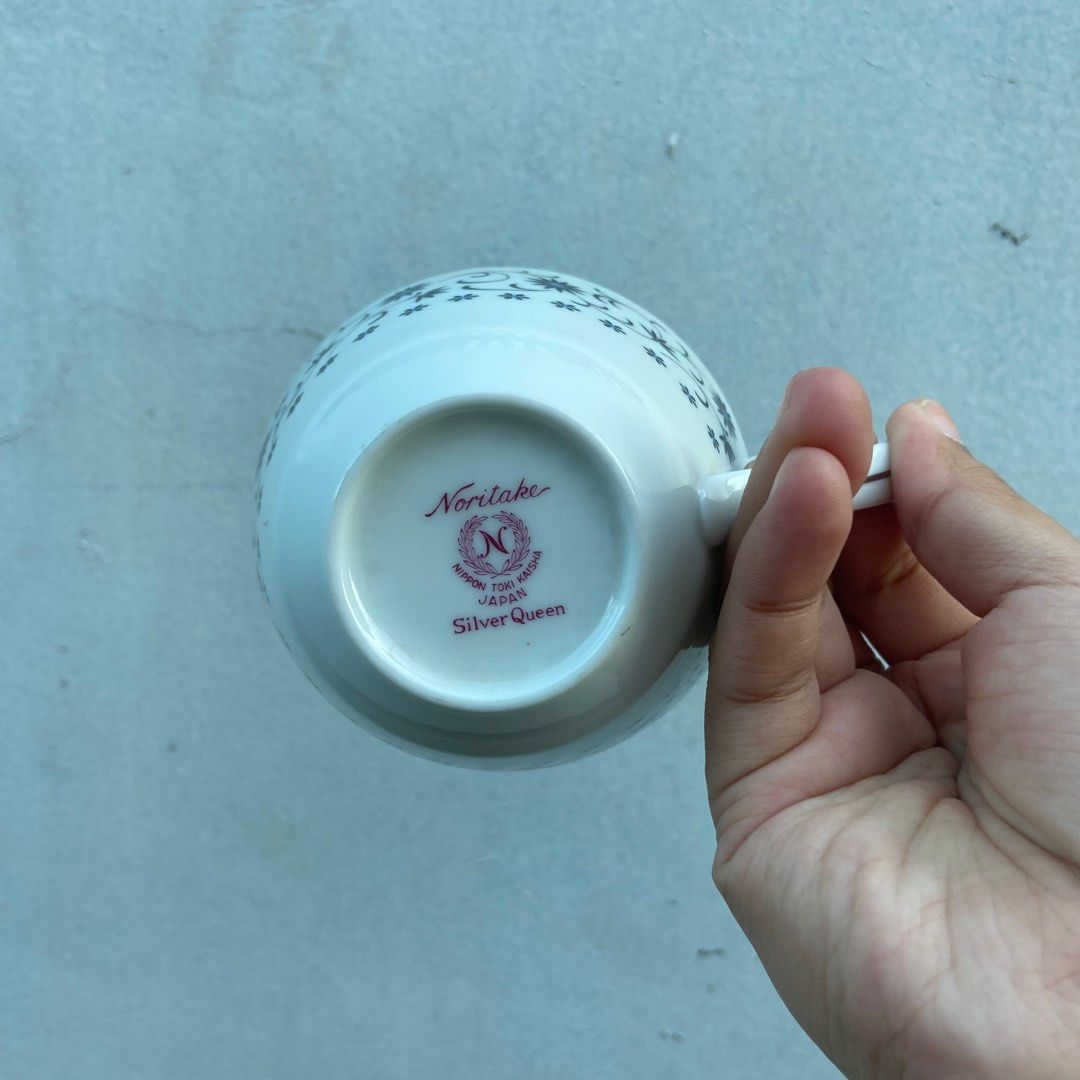 Japan Surplus Noritake Silver Queen China Teacup (Category: Coffee & Tea Tableware) located in Taguig. Submitted by nessyyy (Listing ID 1356714165, Image 2). Description: Japan Surplus -have 2 of this -280 for one, can get 2pcs for 500 Mode of Delivery: Lalamove or Jnt only Mode of Payment: Gcash only.