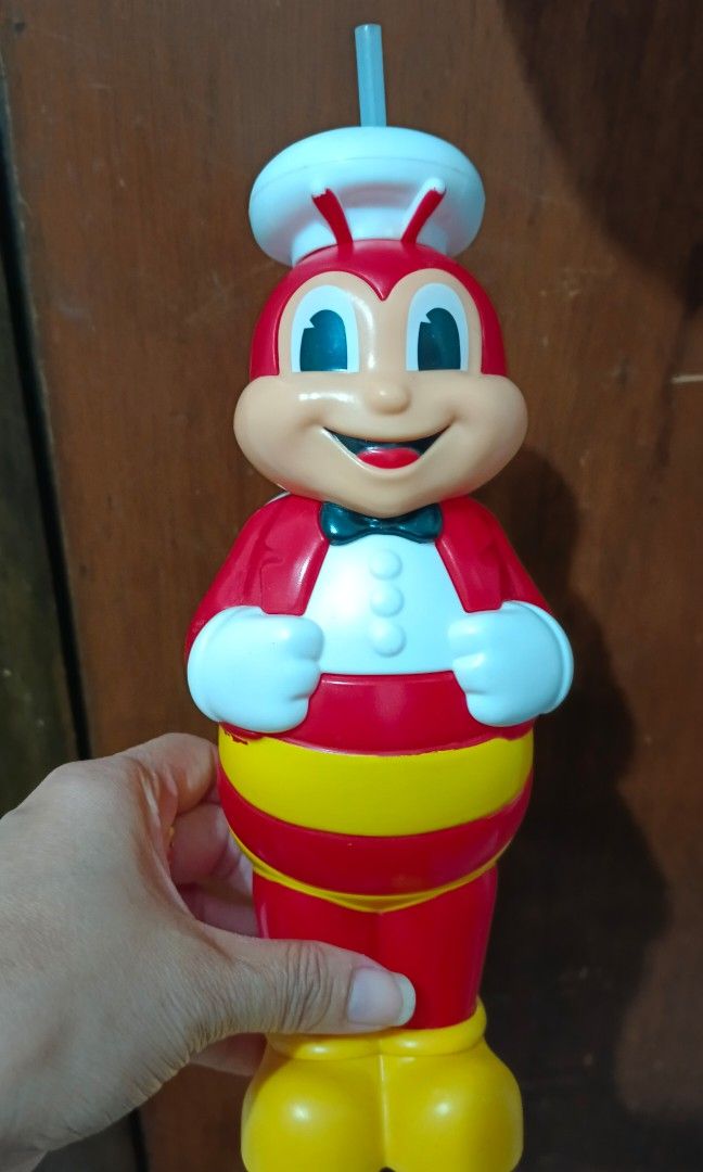 Jollibee Toy Collection (Category: Character Goods) located in Taytay. Submitted by reese511 (Listing ID 1354959302, Image 2). Description: Used Jollibee Toy Collection Take All 13pcs and 1pcs Unused Jollibee tumbler plus free 4pcs mix toys all for 500.