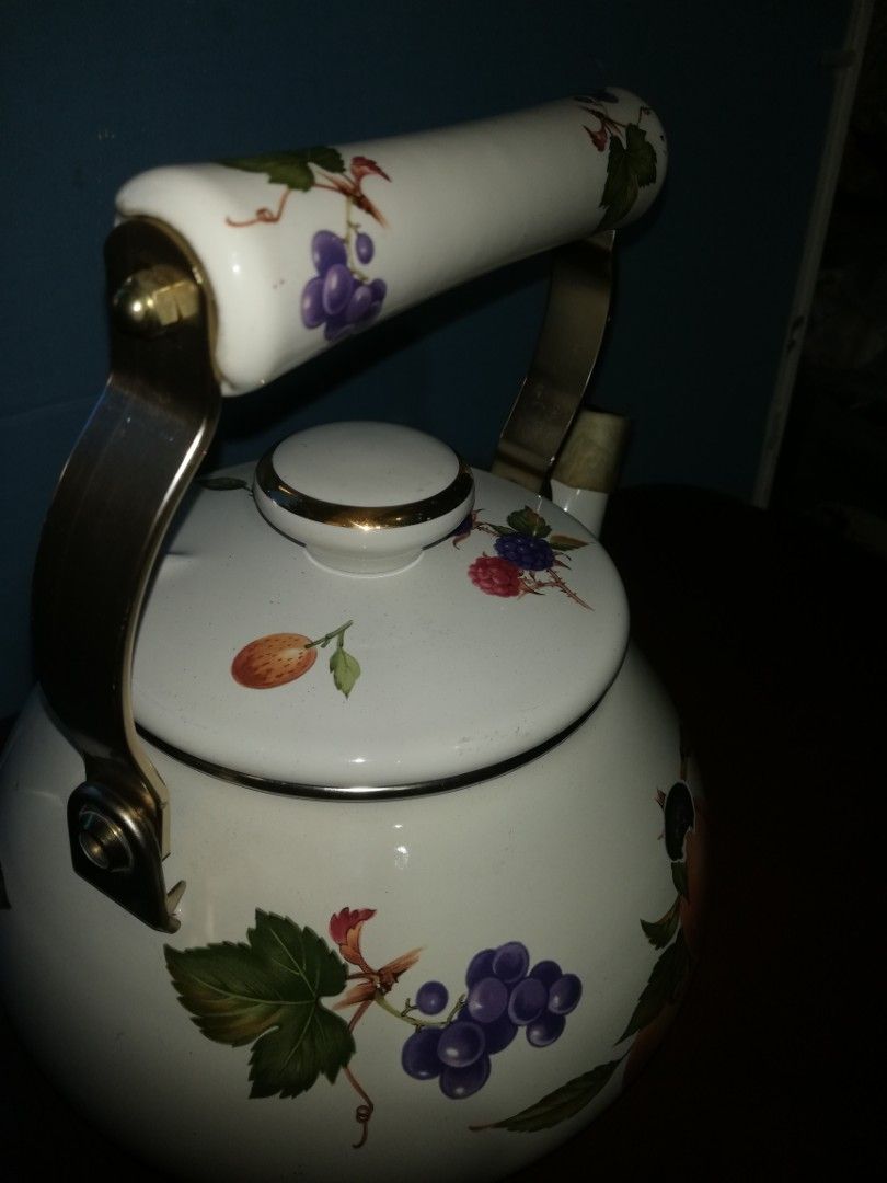 kettle enamel fruitas collection,1.8L (Category: Cookware & Accessories) located in Paranaque City. Submitted by 4thestate.surplusan (Listing ID 1356710447, Image 2). Description: an enamel kettle fruitas collection, a,slight scratch on cover. slightly used..
