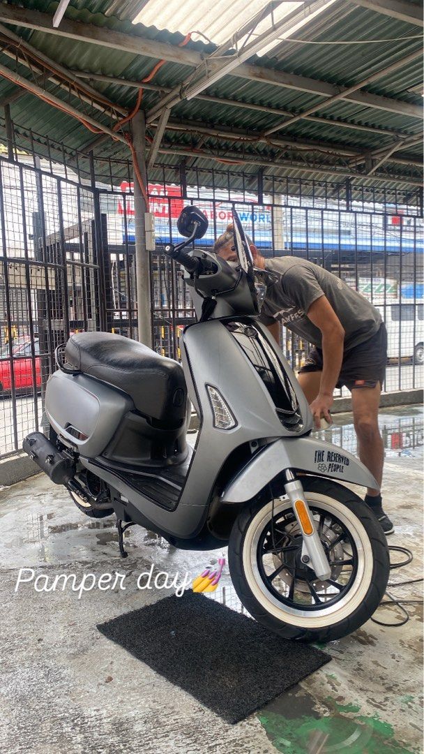 Kymco Like 150i Noodoe (Category: Motorbikes for Sale) located in Manila. Submitted by gshop1300 (Listing ID 1356694698, Image 3). Description: Selling or Swap sa ibang kulay or ibang unit offer lang 80k fix Kymco Like 150i Noodoe Tech ODO: 20k++ PIAA horn HIRC pulley set MTRT racing fan Sobek with while inserts YSS shocks Italian Leather Seat Bar End Mirrors ( round or oval kayo na pumili yun ikakabit) 2 Keys kasama na stock parts (shocks, pulle