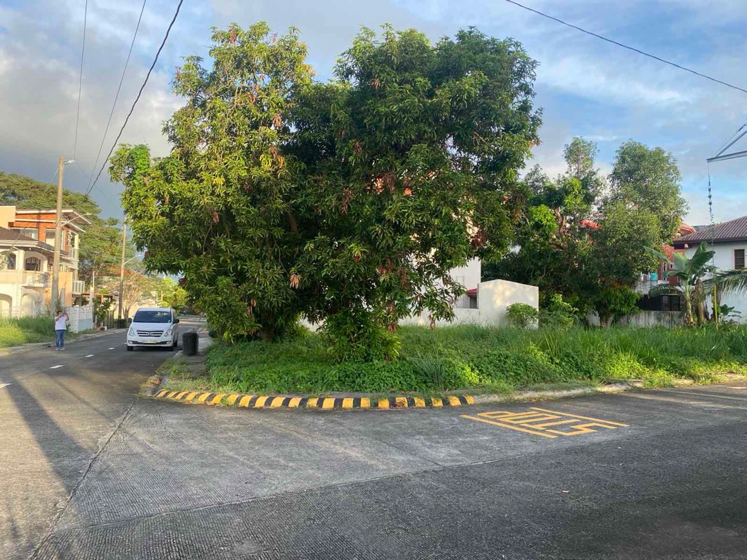 (Category: ) located in . Submitted by kr1sta107 (Listing ID 1356771739, Image 1). Description: .
