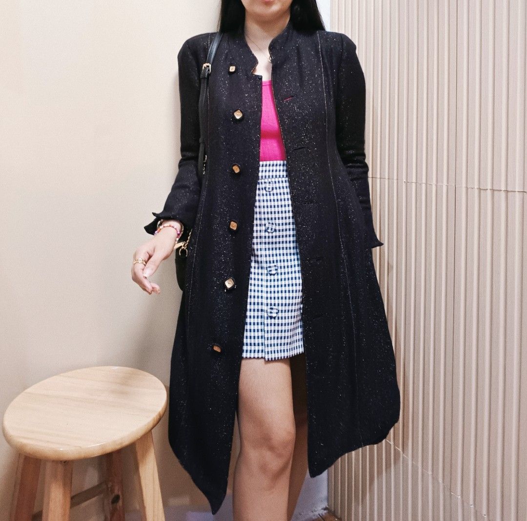 Long Coat Button Down Midnight Black (Category: Coats, Jackets and Outerwear) located in Taguig. Submitted by vm.co (Listing ID 1356758933, Image 1). Description: .