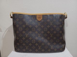 (Category: ) located in . Submitted by js_bag (Listing ID 1356768262, Image 1). Description: .