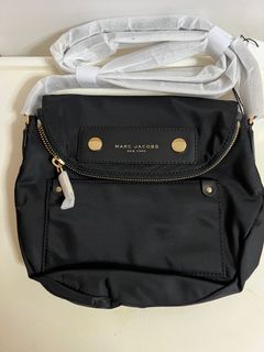 （分類：）位於 。 由 betsy17 提交（商品編號 1356753712，圖片 1）。簡介： 。