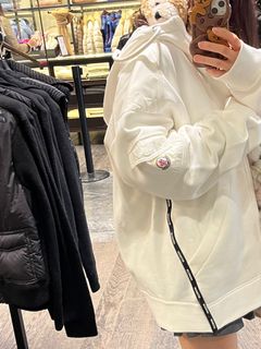 （分類：）位於 。 由 ccarolyan 提交（商品編號 1356794060，圖片 1）。簡介： 。