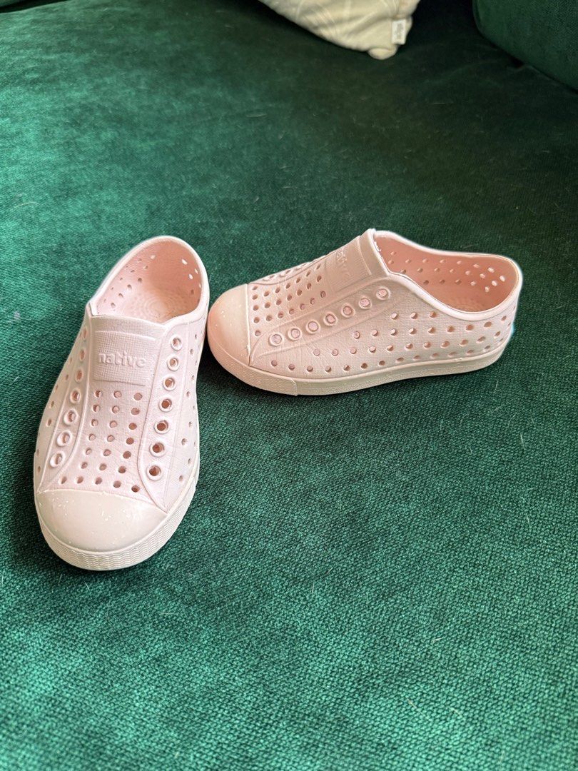 Native Shoes （分類：嬰兒及小童流行時尚）位於 Hong Kong。 由 hkxpat 提交（商品編號 1356655139，圖片 2）。簡介： 。