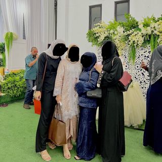 (Category: ) located in . Submitted by haaaaaaaaaani (Listing ID 1356663981, Image 1). Description: .