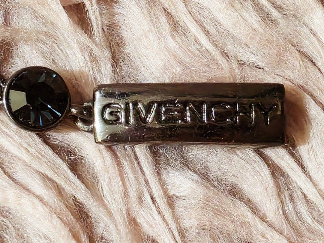 Preloved Givenchy Bracelet with Blue Crystals (Category: Bracelets) located in Las Pinas. Submitted by stardust070 (Listing ID 1356775079, Image 3). Description: Preloved Givenchy Bracelet with Blue Crystals for Sale Length: 9cm/90mm.